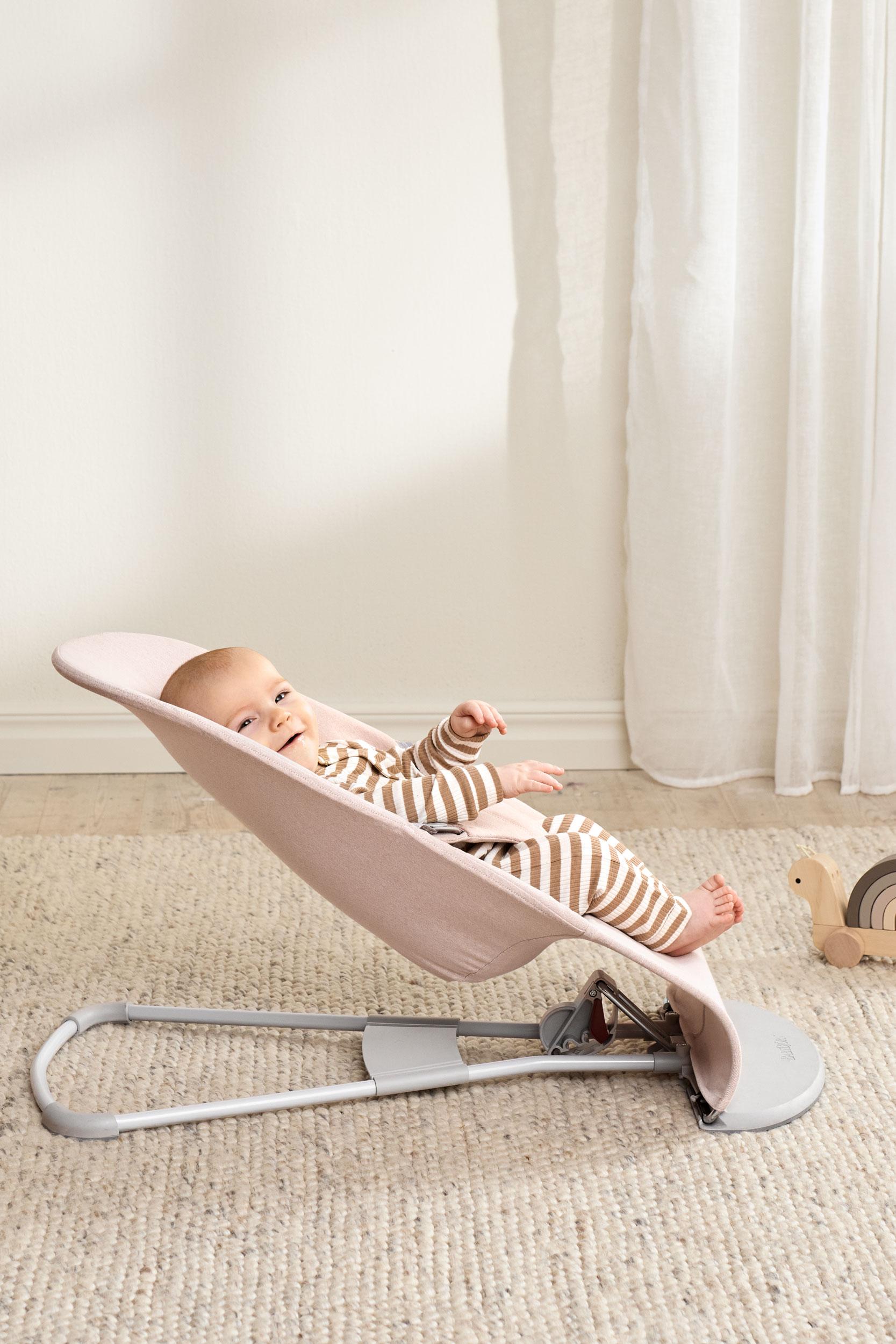 Bouncer Bliss in Light pink Woven Mélange - BabyBjörn