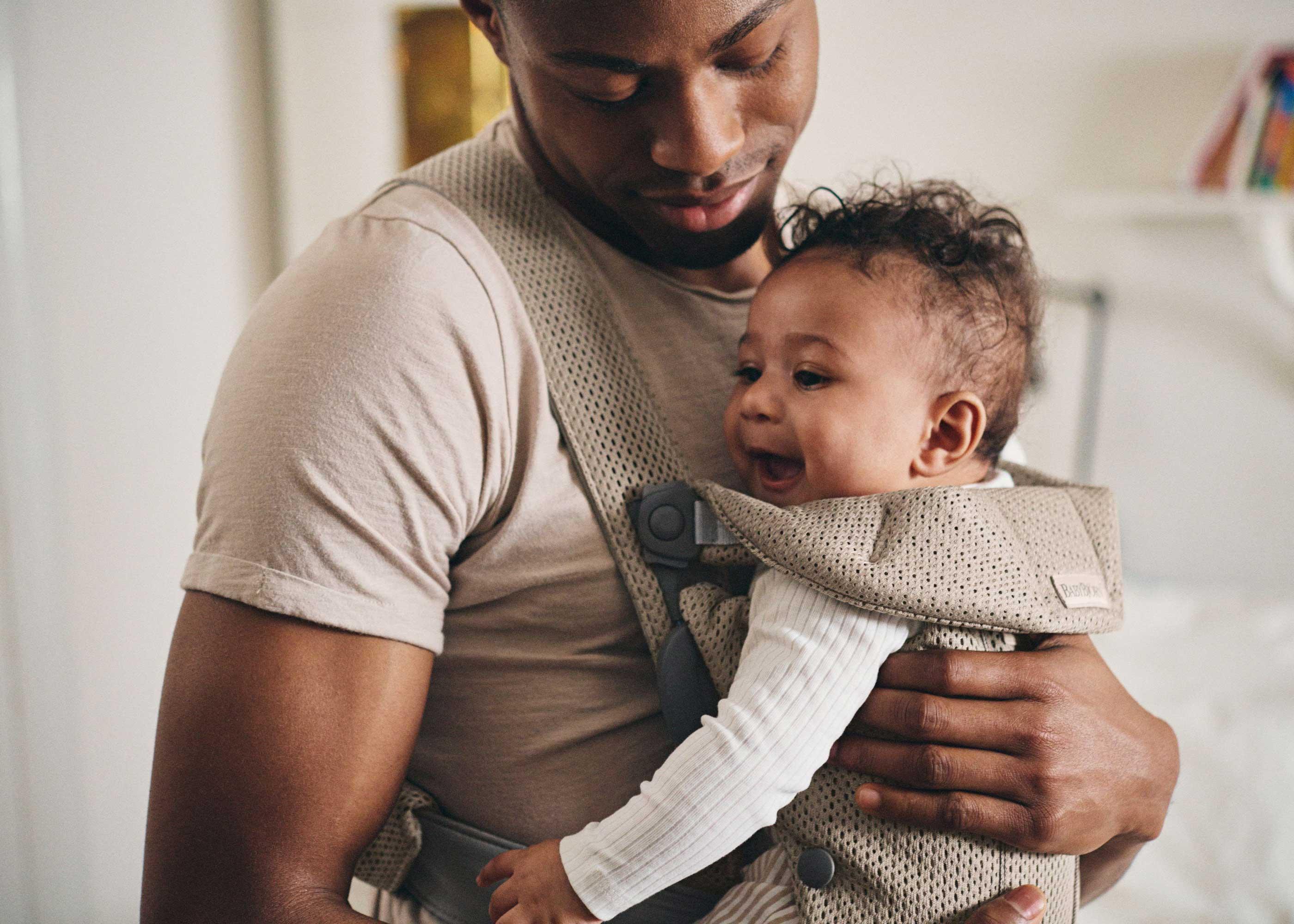 Baby Carrier Mini in grey beige 3D Mesh - BabyBjörn